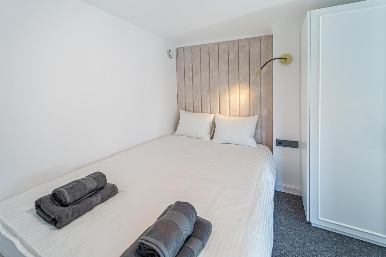 Ministerija Loft Apartment With Parking & Ac Kaunas Exterior foto